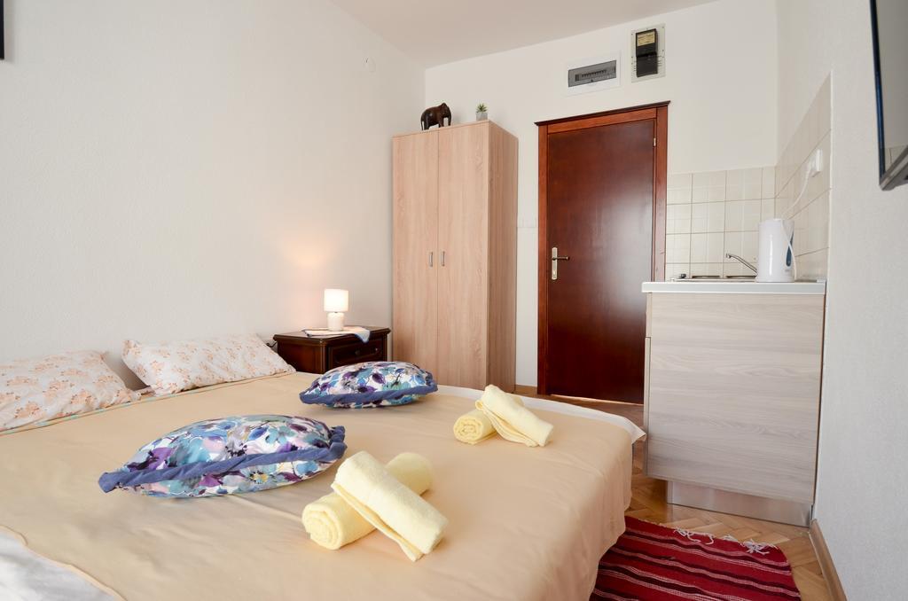 Apartments Ceklin Cattaro Esterno foto