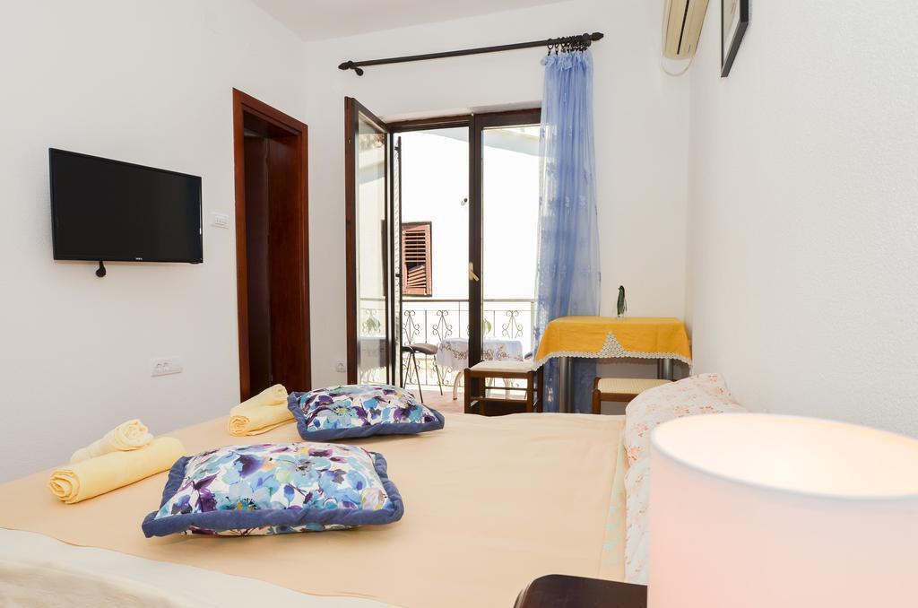 Apartments Ceklin Cattaro Esterno foto