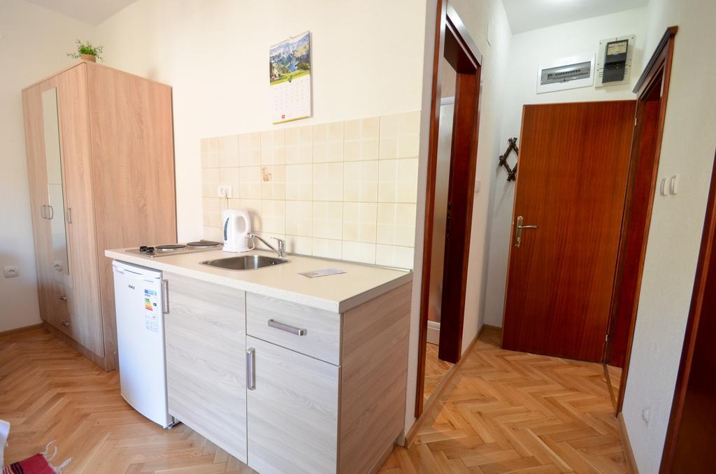 Apartments Ceklin Cattaro Esterno foto