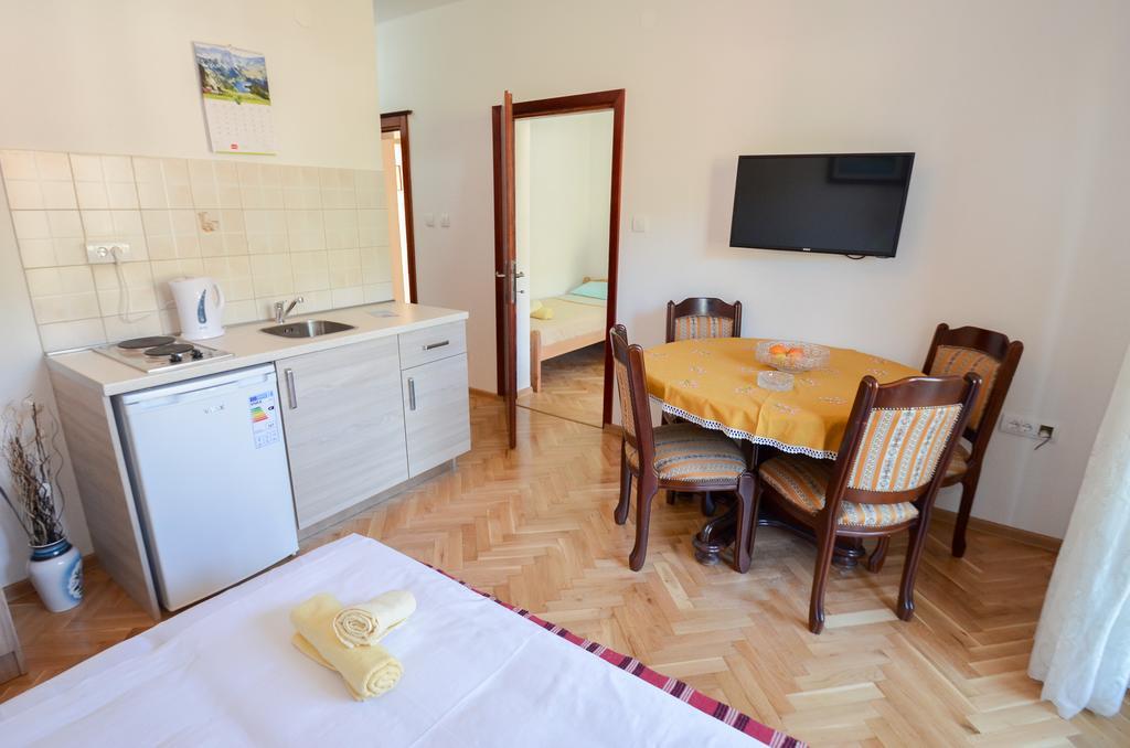 Apartments Ceklin Cattaro Esterno foto