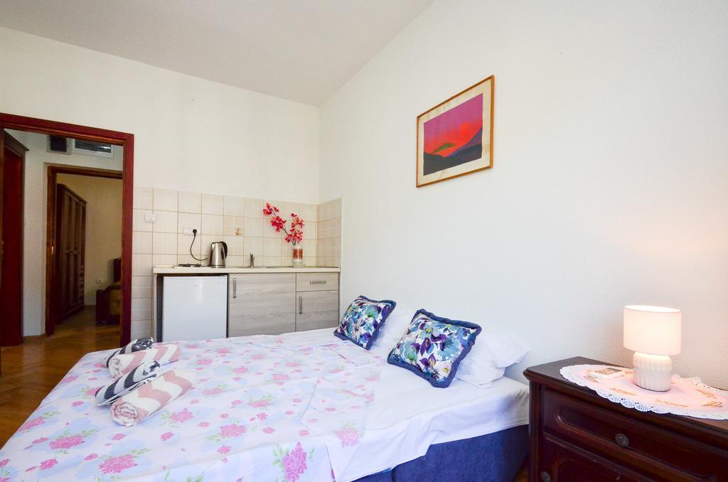 Apartments Ceklin Cattaro Esterno foto